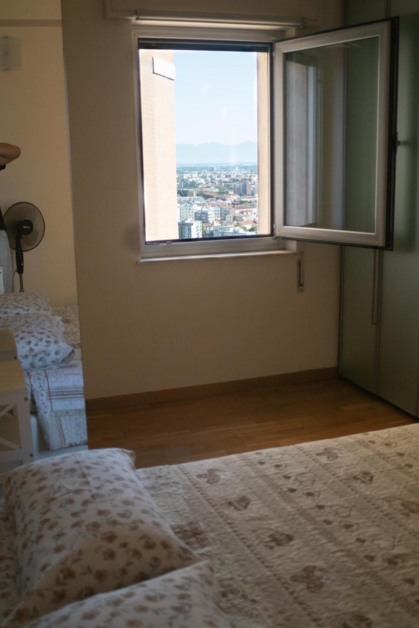 Attico Con Vista Panoramica Apartment Livorno Exterior foto